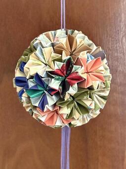 折り紙で作ったくす玉 くす玉,折り紙,ユニット折り紙の写真素材