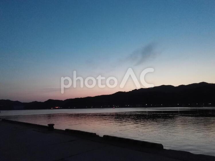 夕暮れ 日暮れ,たそがれ,自然の写真素材