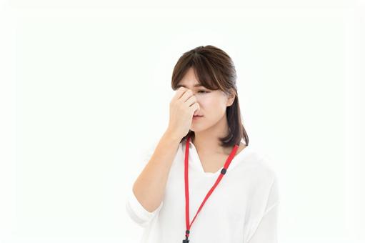 若い女性 ネガティブイメージ 鼻炎 若い女性 ネガティブイメージ 鼻炎 女性,人物,日本人の写真素材