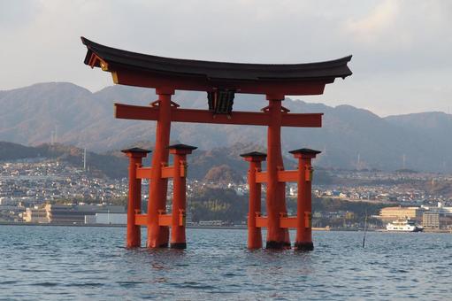 厳島神社鳥居 厳島神社鳥居の写真