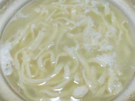 手打ち釜揚げうどんを作りました 料理,小麦粉,うどんの写真素材