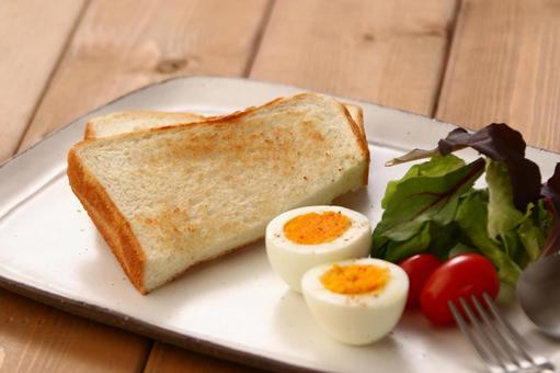 パン_朝食_ワンプレートの写真