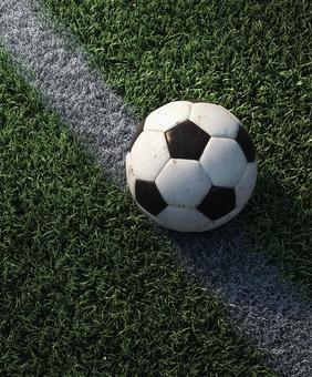 コーナーを捉えるサッカーボール コーナーを捉えるサッカーボールの写真