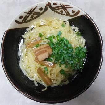 自宅でソーキそば 自宅でソーキそばの写真