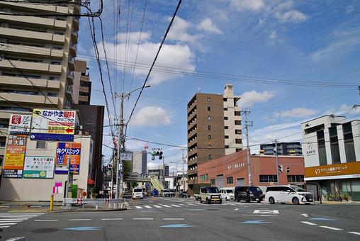 海老江交差点付近の風景 海老江交差点,道路,大阪市道九条梅田線の写真素材