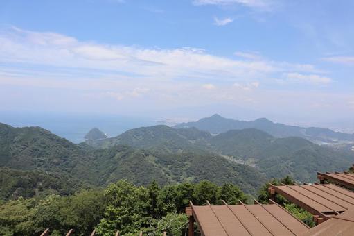 伊豆の山頂からの風景 伊豆の山頂からの風景の写真