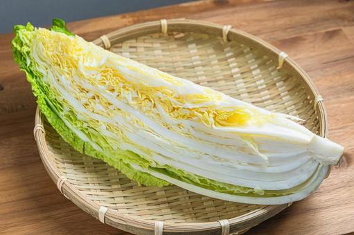 ざるに盛られた白菜 白菜,野菜,4分の1の写真素材