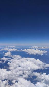 雲の上　№100　スマホ待受 空,空撮,自然の写真素材