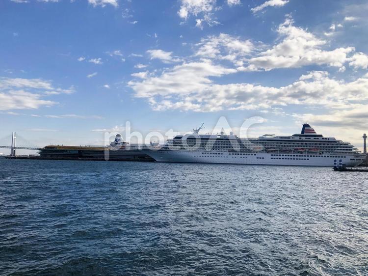 横浜　大さん橋　15 大さん橋,みなとみらい,横浜の写真素材