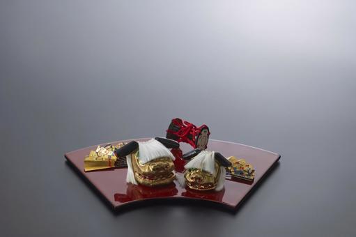 伝統工芸品 獅子頭 扇子 鼓 伝統工芸品 獅子頭 扇子 鼓 獅子頭,木彫,縁起物の写真素材