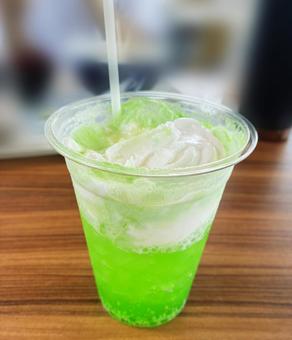 クリームソーダ クリームソーダの写真