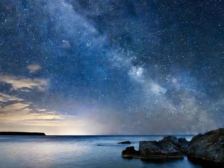 綺麗な海と星空 綺麗な海と星空の写真