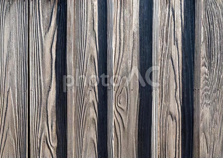 古い木の壁 壁,外壁,木目の写真素材