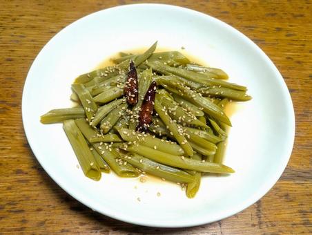 イタドリのきんぴら イタドリ,料理,レシピの写真素材