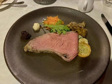 ローストビーフ ローストビーフ ローストビーフ,ディナー,食事の写真素材