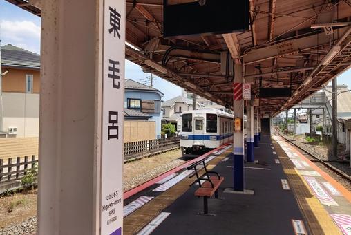 東武鉄道越生線 東毛呂駅 埼玉県毛呂山町 東武鉄道越生線 東毛呂駅 埼玉県毛呂山町 東毛呂駅,ホーム,東武の写真素材
