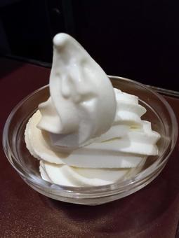 I tried making it with a soft serve ice cream maker., soft cream, self, soft serve ice cream maker, JPG