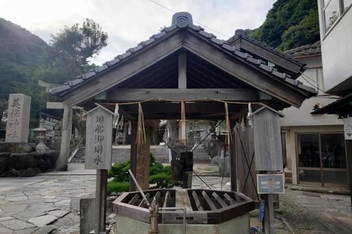 島根県-美保関おかげの井戸 島根県-美保関おかげの井戸 美保関,おかげの井戸,廻船御用水の写真素材