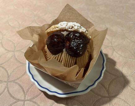 シュークリーム（栗） シュークリーム,ショートケーキ,モンブランの写真素材