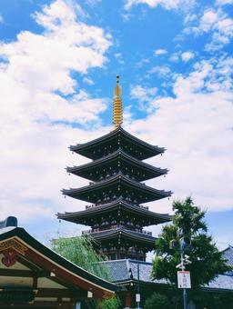 浅草 浅草 塔,浅草寺,華やかの写真素材