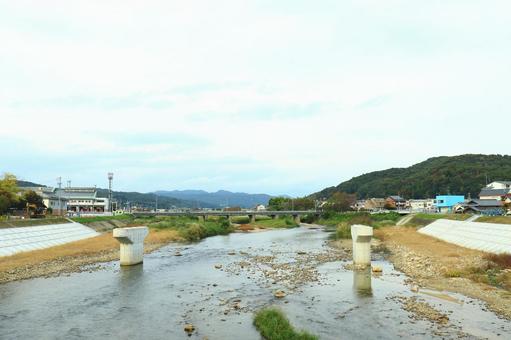 田舎の風景　橋脚 橋脚,橋,工事中の写真素材