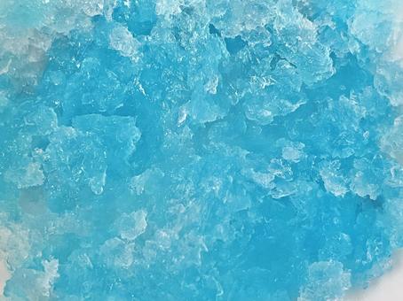 ブルーハワイかき氷のアップ ブルーハワイかき氷のアップの写真