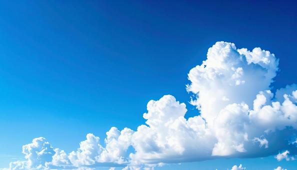 深青のグラデーションと雄大な雲 深青のグラデーションと雄大な雲の写真