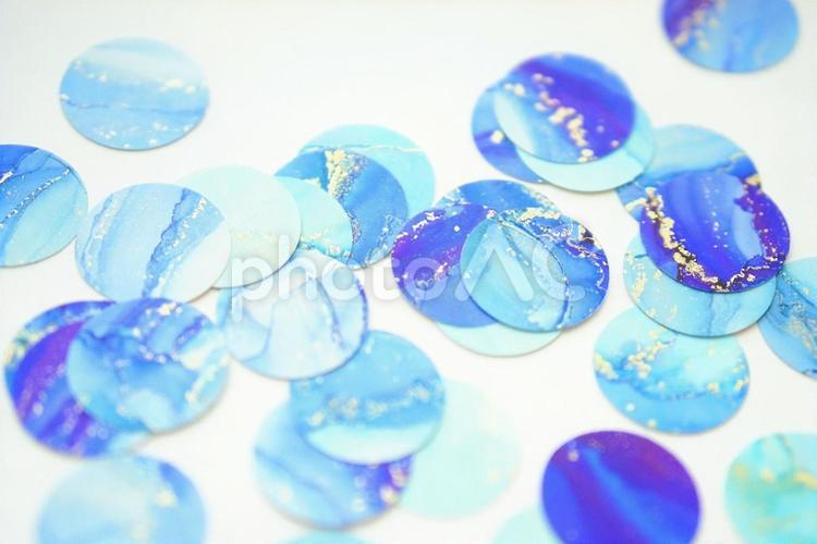 ブルーのアルコールインクアートの水玉背景 ブルー,背景,ドットの写真素材