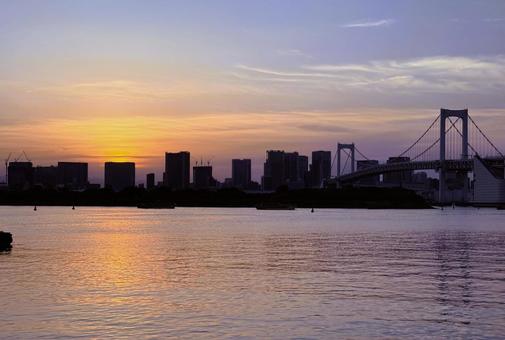 夕暮れのお台場から見た東京の景色 東京,お台場,東京湾の写真素材