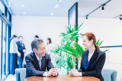 ライフスタイル ライフスタイル 交渉,説明,営業の写真素材