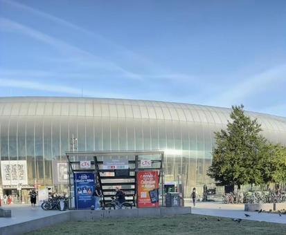 フランスのストラスブール駅 フランスのストラスブール駅の写真