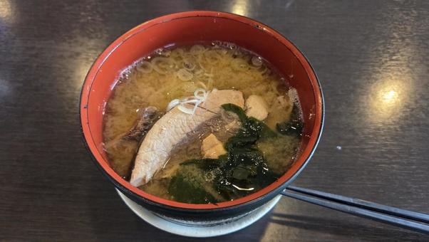 関東味噌のあら汁 あら汁,粗汁で,アラ汁の写真素材