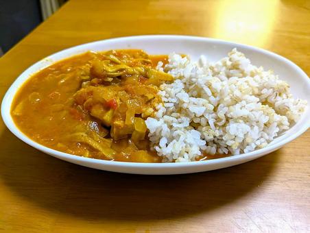 ヘルシーな手作りチキンカレー ヘルシーな手作りチキンカレー カレー,チキンカレー,手作りカレーの写真素材