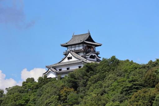 7月下旬の国宝犬山城の天守 7月下旬の国宝犬山城の天守の写真