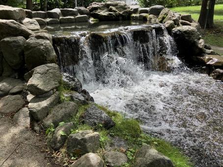 夏 公園 滝 夏 公園 滝の写真