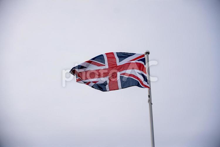風に揺れるユニオンジャック ユニオンジャック,イギリス,英国の写真素材