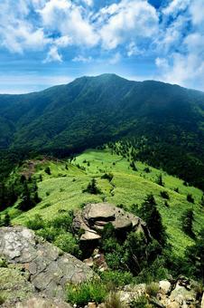 百名山への稜線の写真