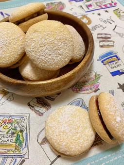 手作りのミニブッセ ブッセ,スイーツ,手作りお菓子の写真素材