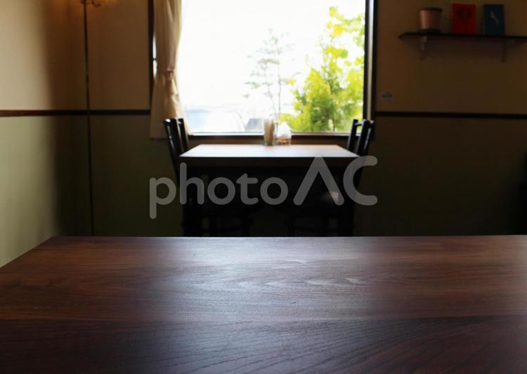 カフェのイスとテーブルと窓 窓辺,席,窓の写真素材