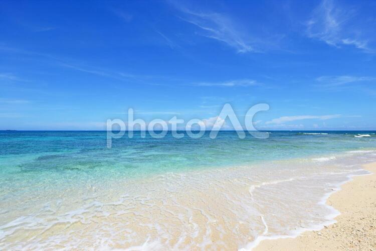 沖縄の美しい海 沖縄,海,自然の写真素材