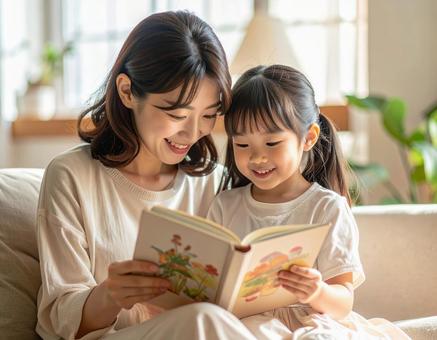 親子で読書の写真