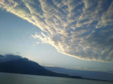 鳥雲 鳥雲の写真
