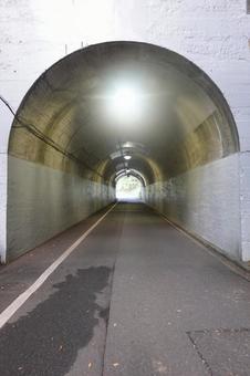 トンネル トンネルの写真