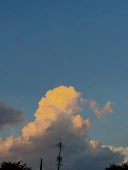 夕方の入道雲 夕方の入道雲の写真