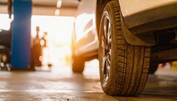車の点検 車検 修理 車の点検 車検 修理の写真