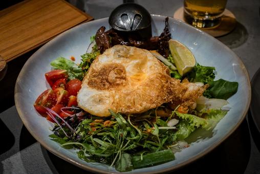 タイ料理 ヤムヌアカイダオ タイ料理 ヤムヌアカイダオ タイ料理,サラダ,香草の写真素材