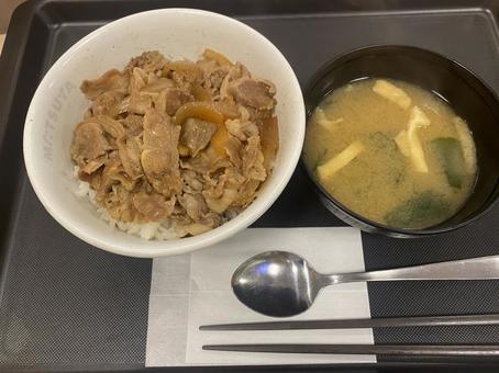 牛丼 みそ汁 牛丼 みそ汁 牛丼,丼物,みそ汁の写真素材