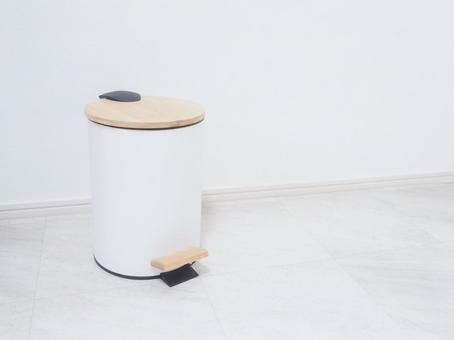 ゴミ箱 02 ゴミ箱 02の写真