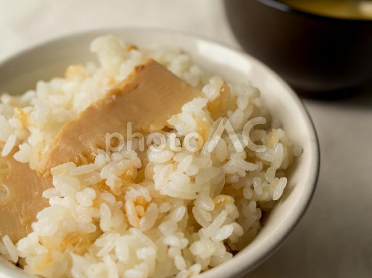 タケノコご飯 炊き込みごはん タケノコご飯,炊き込みごはん,たけのこの写真素材