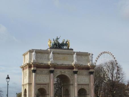 フランス、パリのカルーゼル凱旋門 カルーゼル凱旋門,凱旋門,カルーゼル広場の写真素材